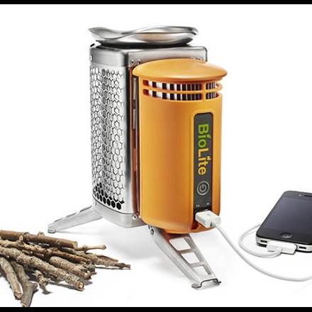 Vedeldad kamin med USB-ingång