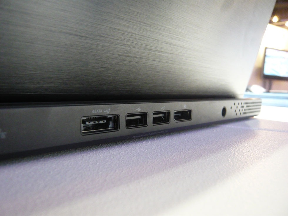 Första titten på Dell Adamo