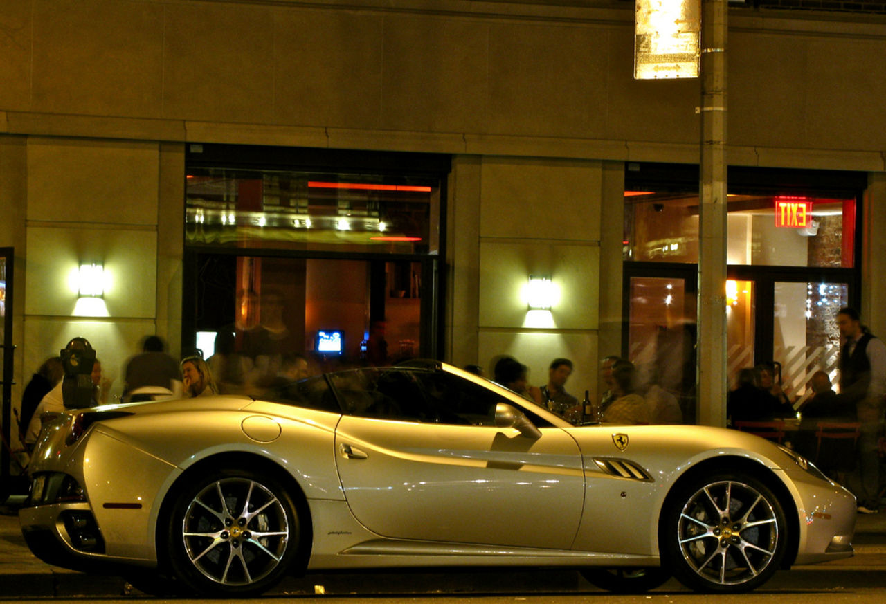 Ferrari California skådad i New York