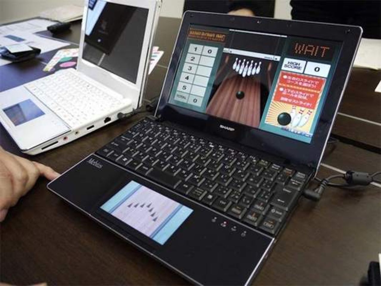 Sharps släpper netbook med ovanlig funktion