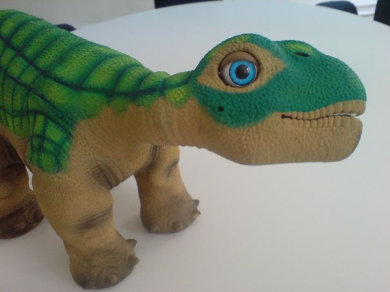 Hejdå Ugobe och Pleo!