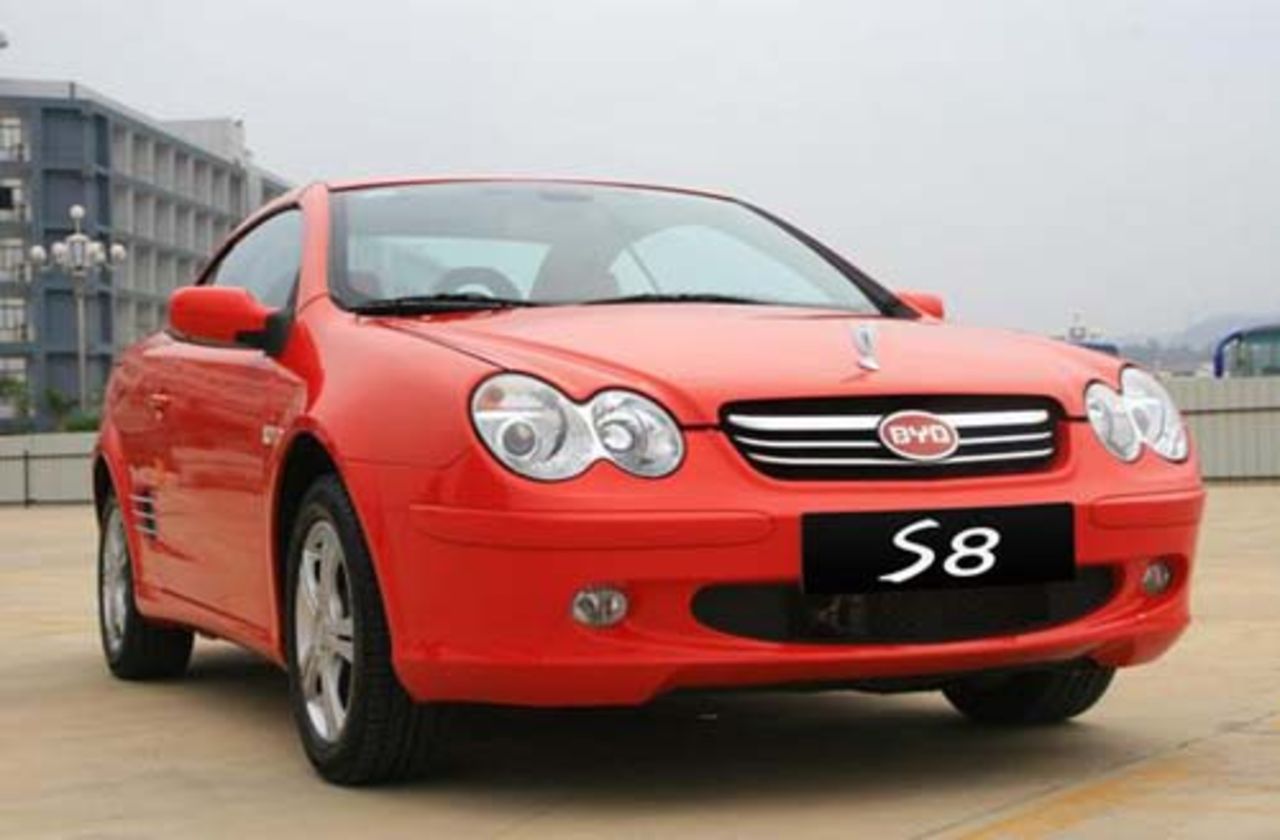 Kinesiska BYD kopierar CLK