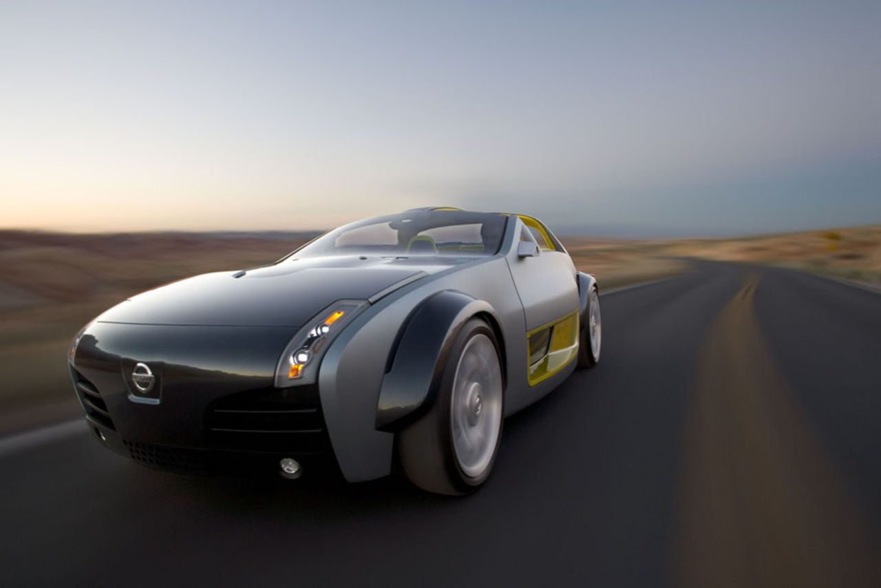 Nissan jobbar på en lillebror till 370Z