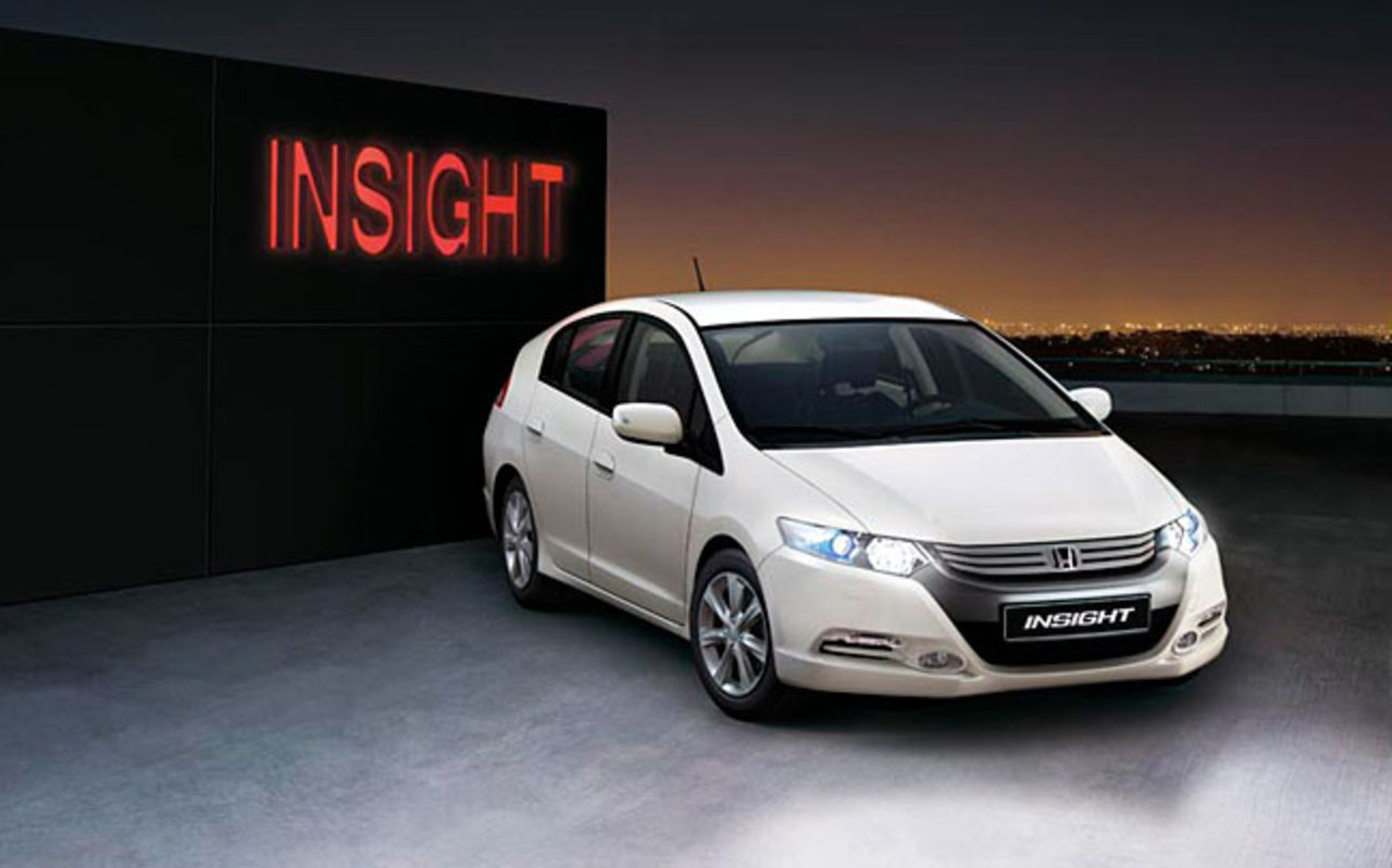 Honda Insight är mest sålda bilen i Japan
