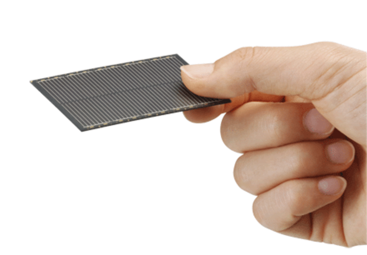 Solcellspanel för mobiltelefoner från Sharp