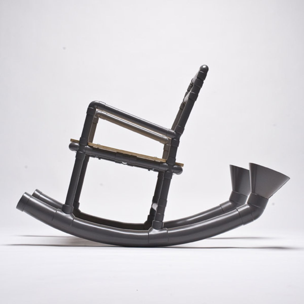 Gunga till ljudet från havet