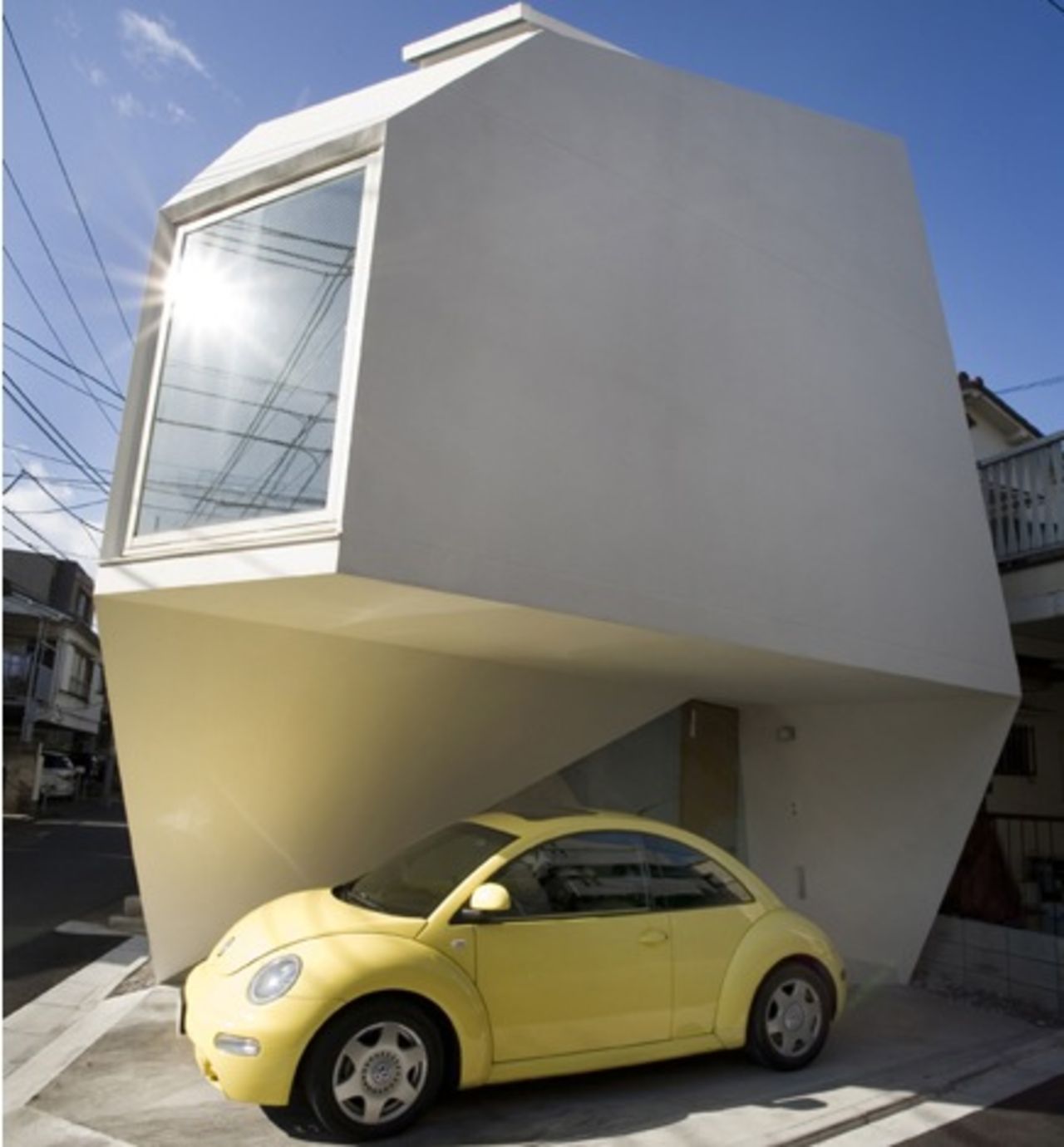 Vitt litet hus i Tokyo