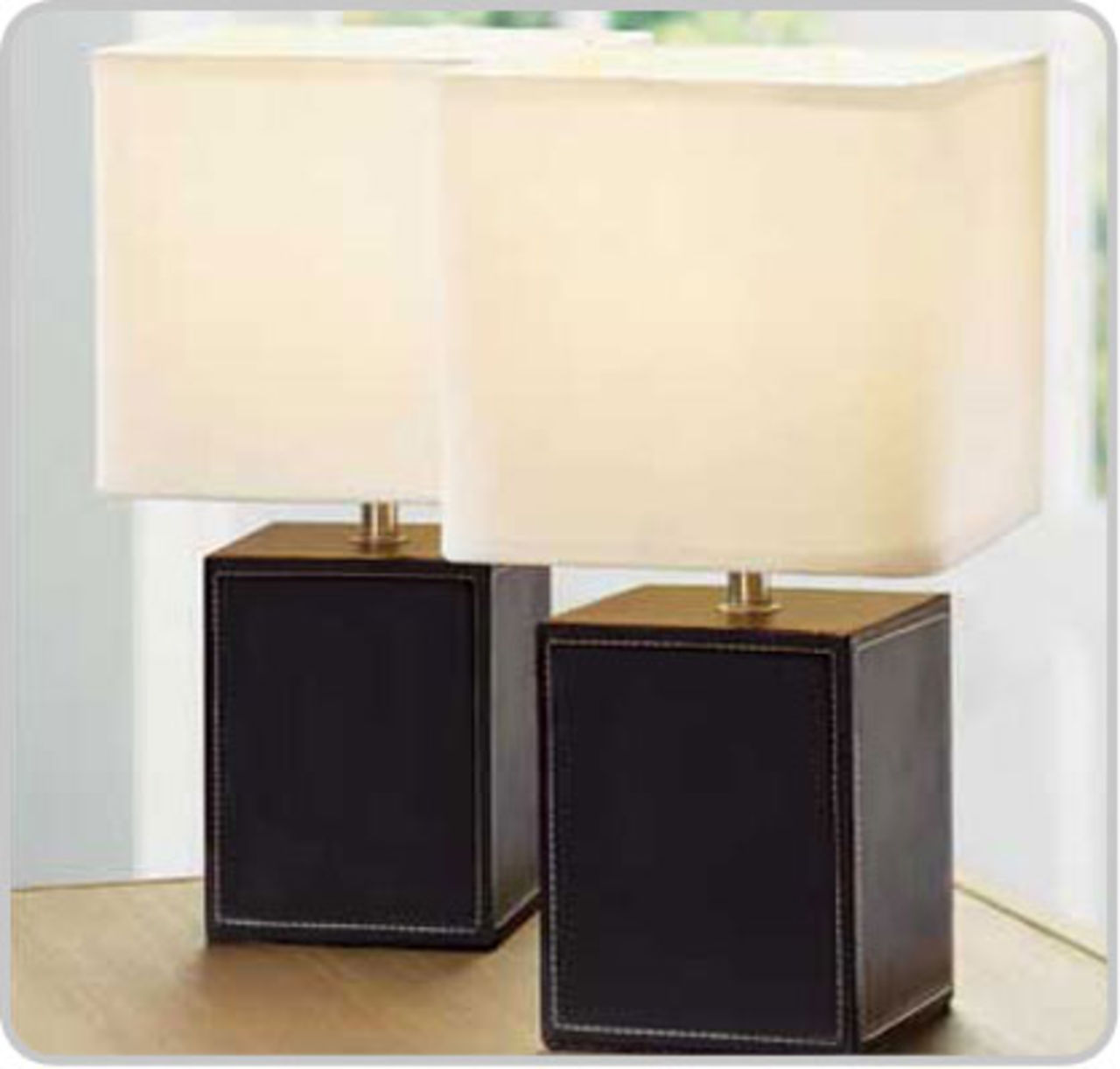 Spionera på partnern via lampan