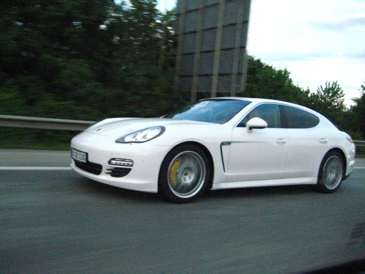 Porsche Panamera på Autobahn