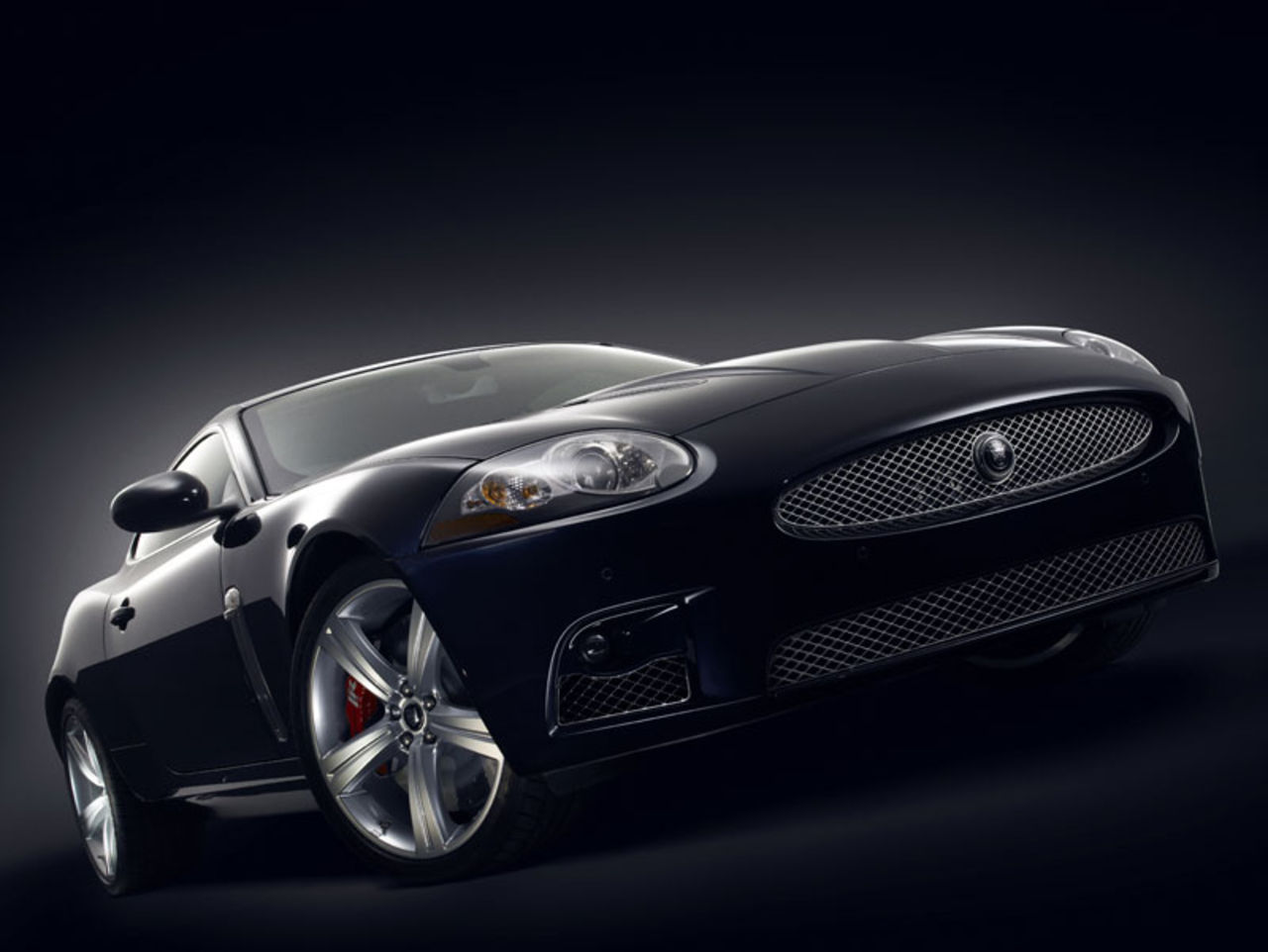 Jaguar XKR Portfolio – lite finare, lite bättre