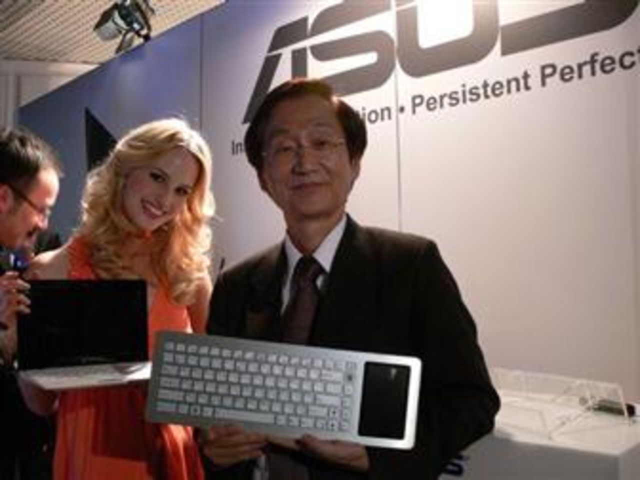Asus släpper Ion-baserade system i september