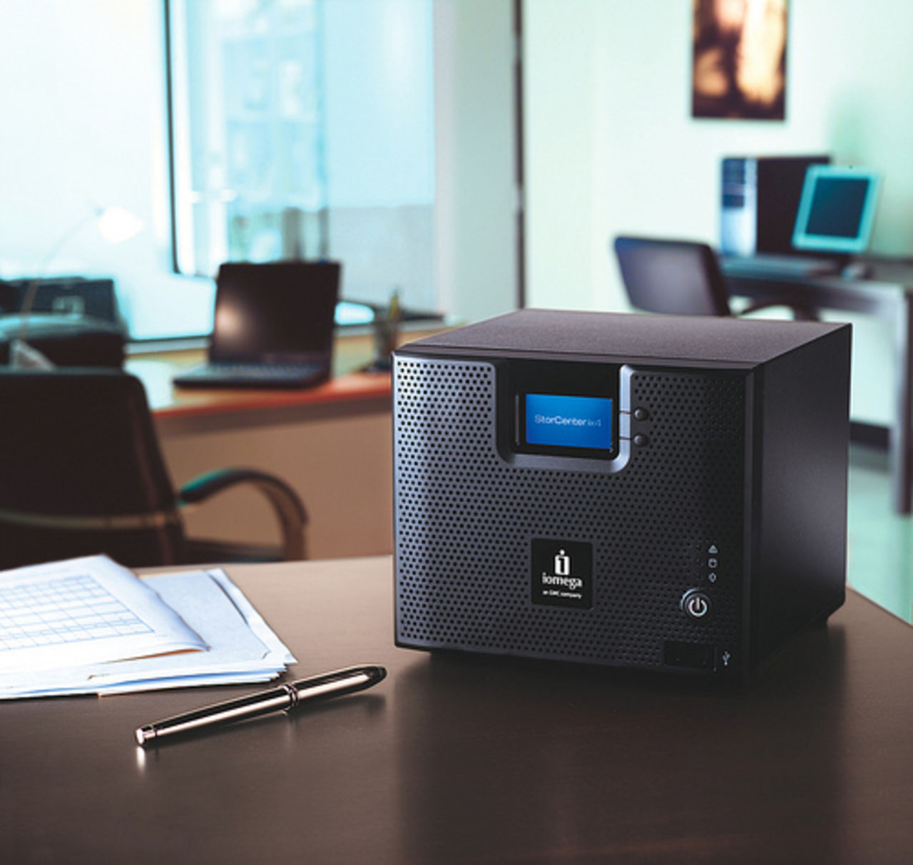 En funktionsspäckad NAS