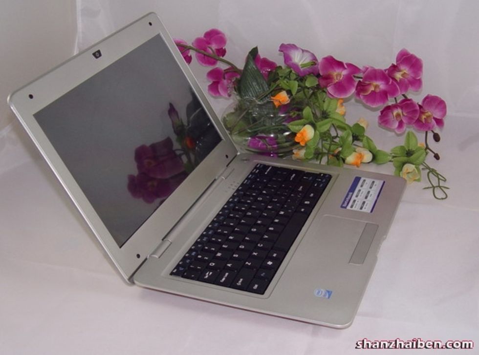 Billig tunn netbook dyker upp i Kina