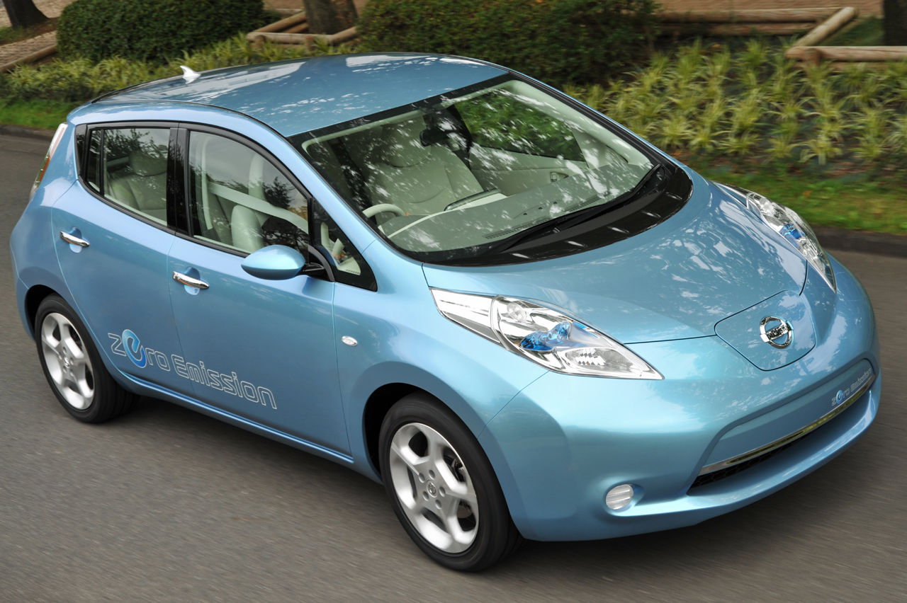 Nissan Leaf väsnas