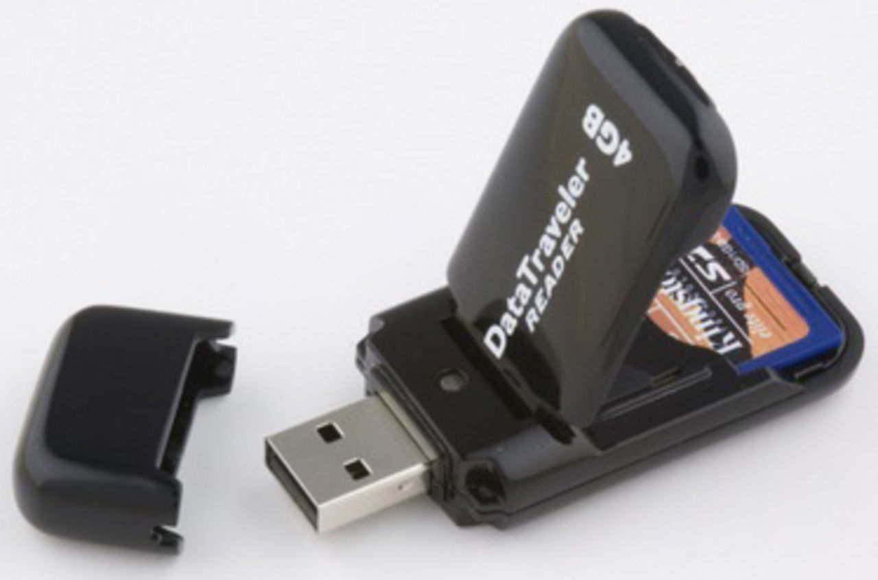 USB-minne + kortläsare från Kingston
