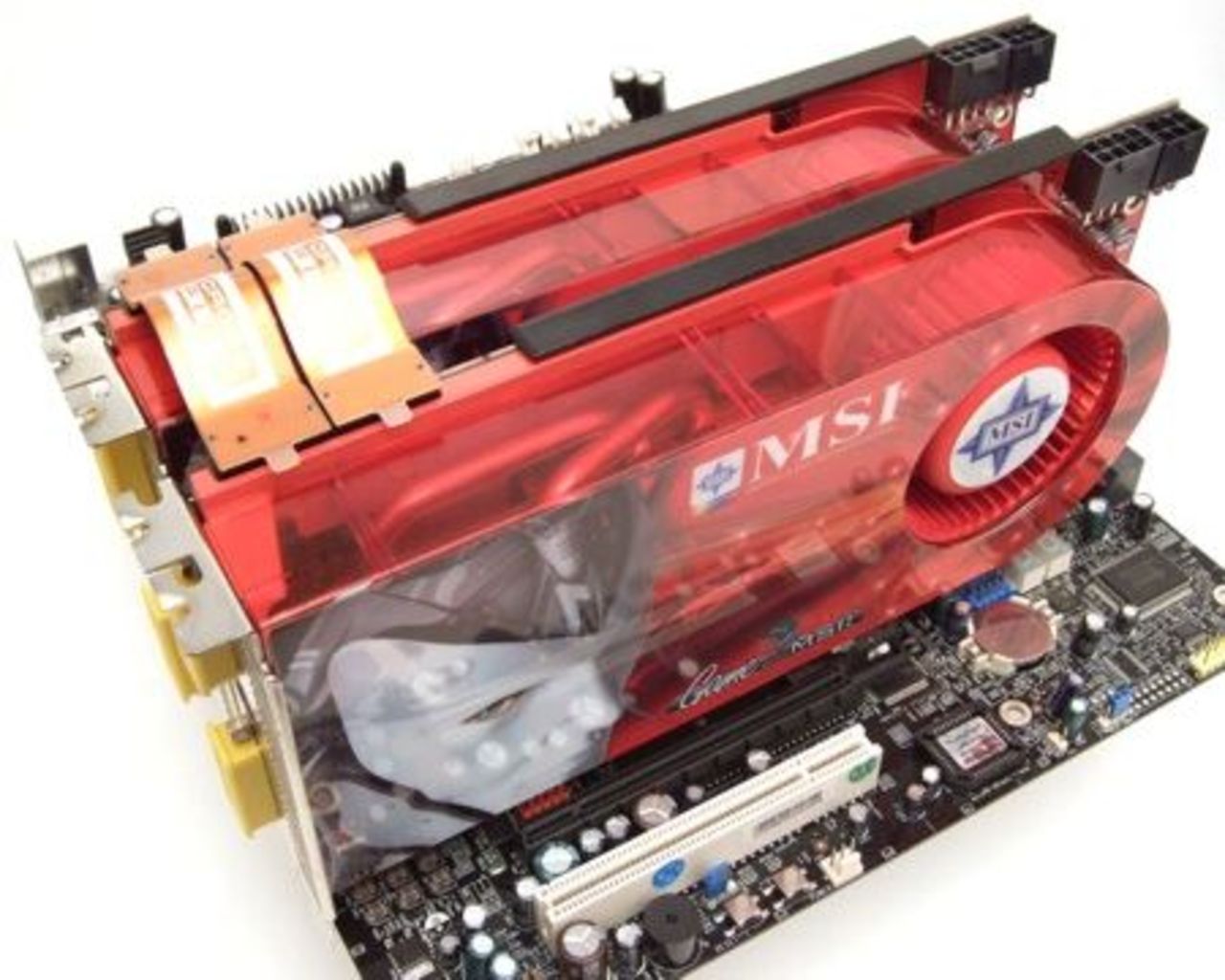 AMDs OpenCL-drivrutiner avslöjar intressant information