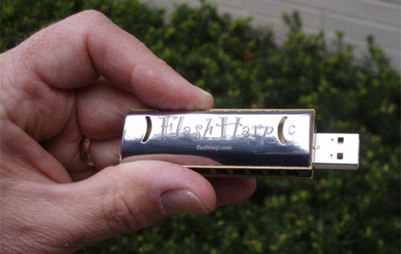 Munspel och USB-minne