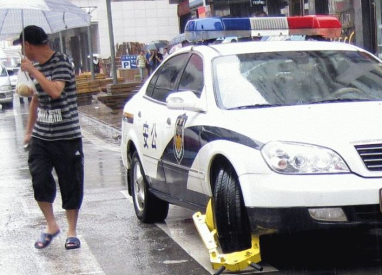 Lapplisorna i Peking skonar ingen