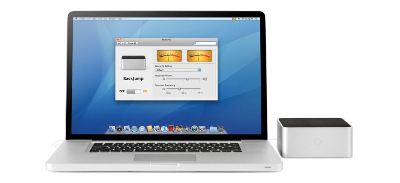 Liten subwoofer i form av en Mac mini