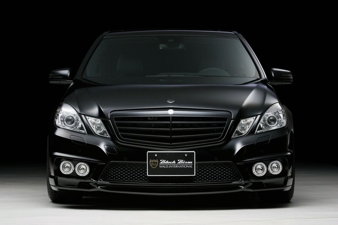 Mercedes E-klass Black Bison Edition