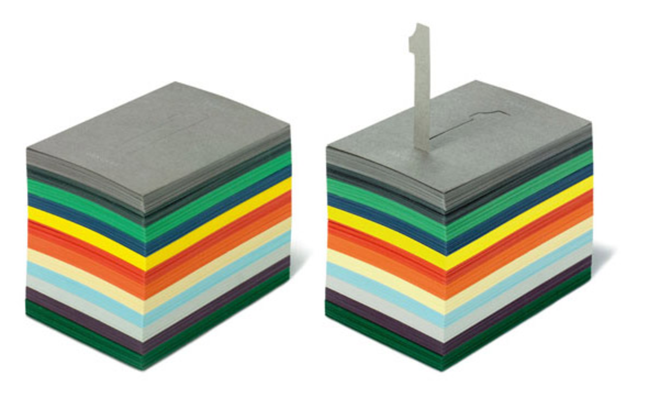 Grym design på bordskalender