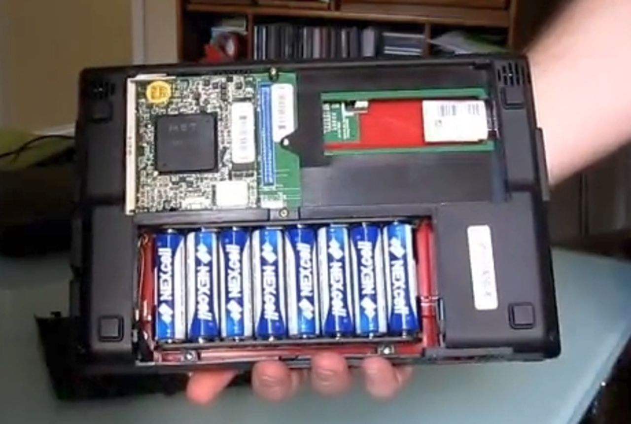 Netbook som drivs av AA-batterier