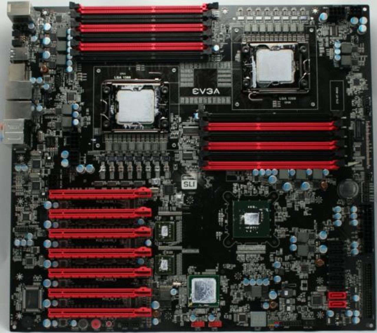 EVGA visar upp Dual-Socket X58-moderkort