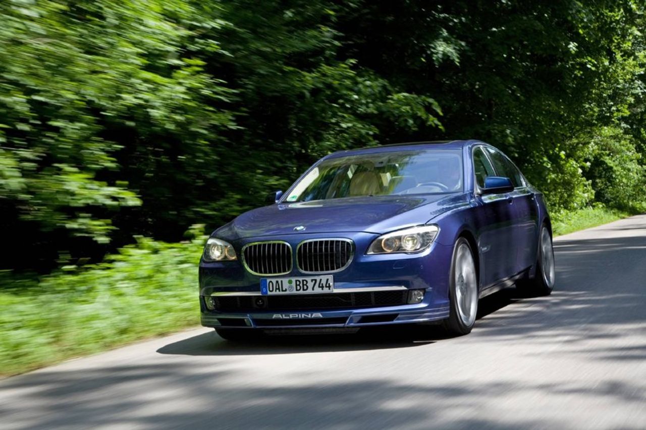 Alpina B7 står sida vid sida med övriga modeller