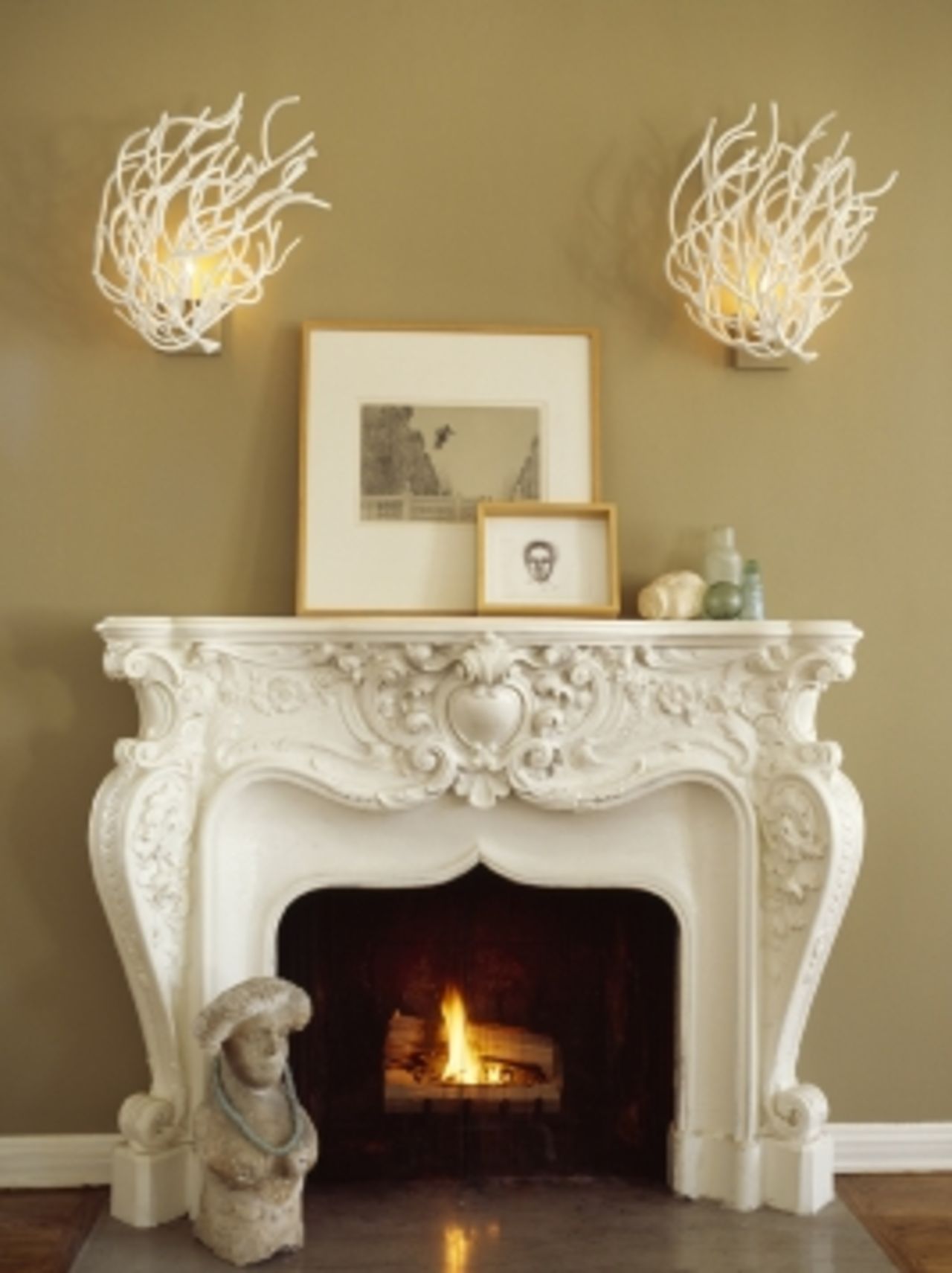 Som en mal till ljuset...