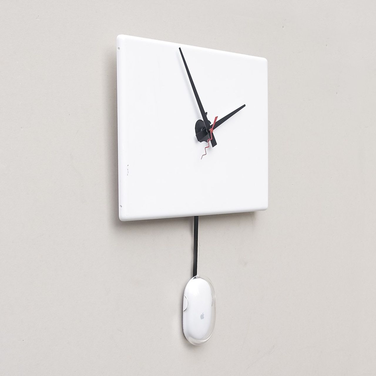 Klocka av gammal iBook