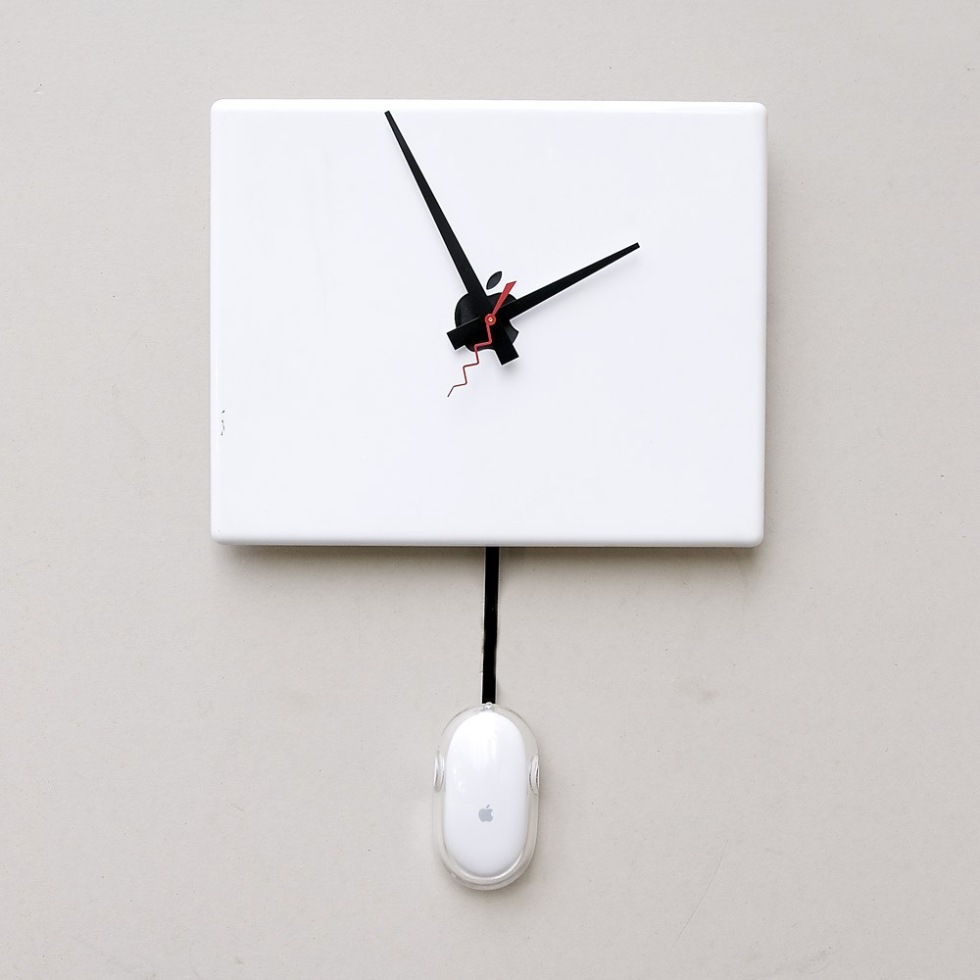 Klocka av gammal iBook