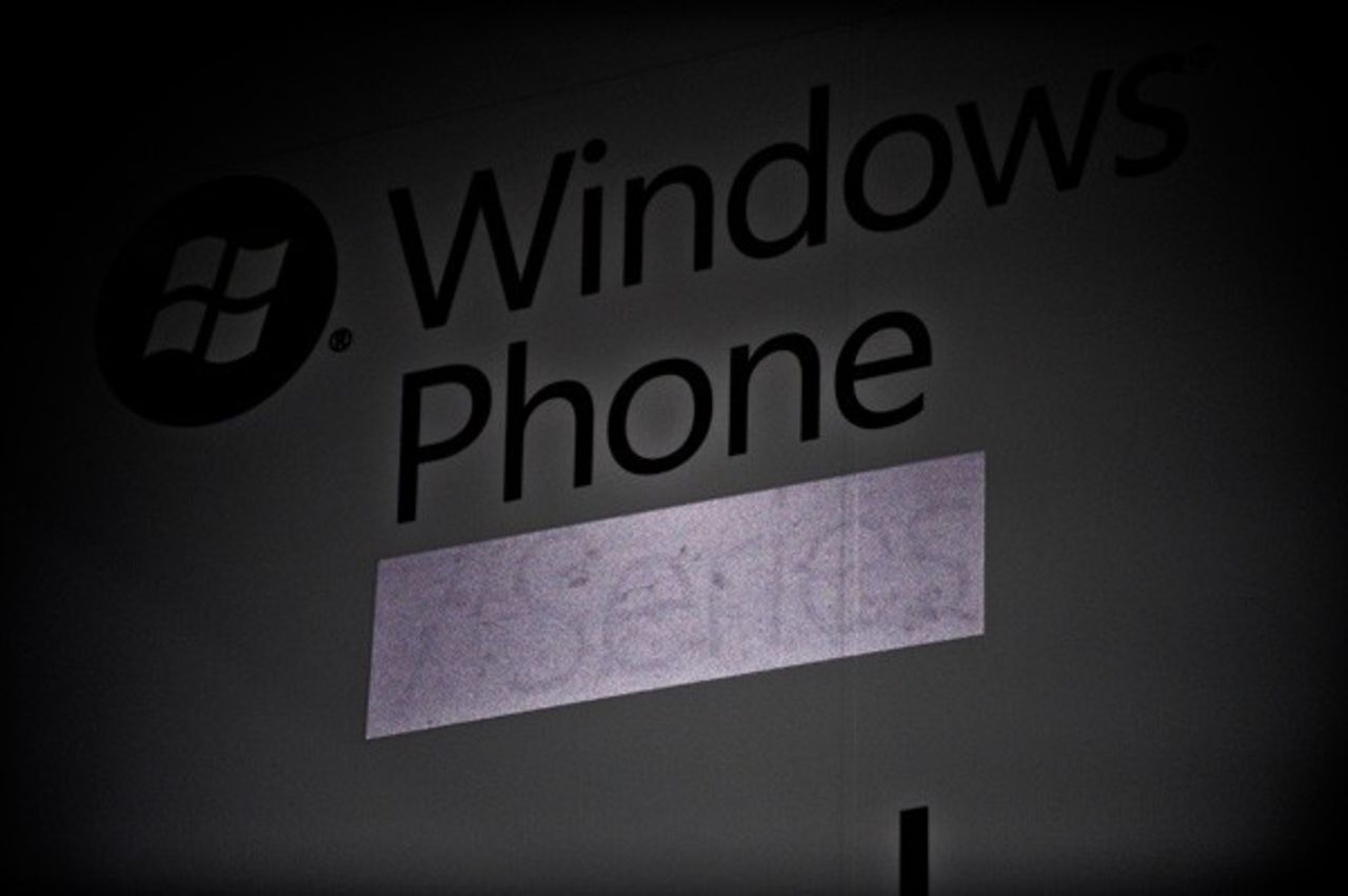 Windows Mobile 7 kommer i två versioner?