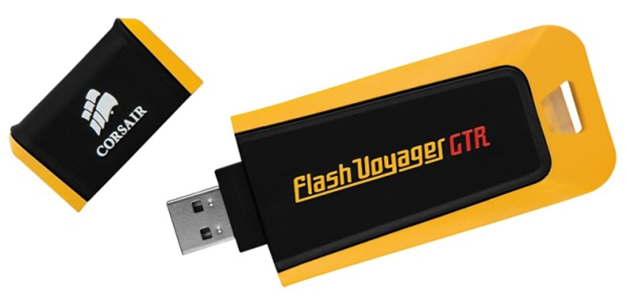 Snabb USB-sticka på 128GB från Corsair