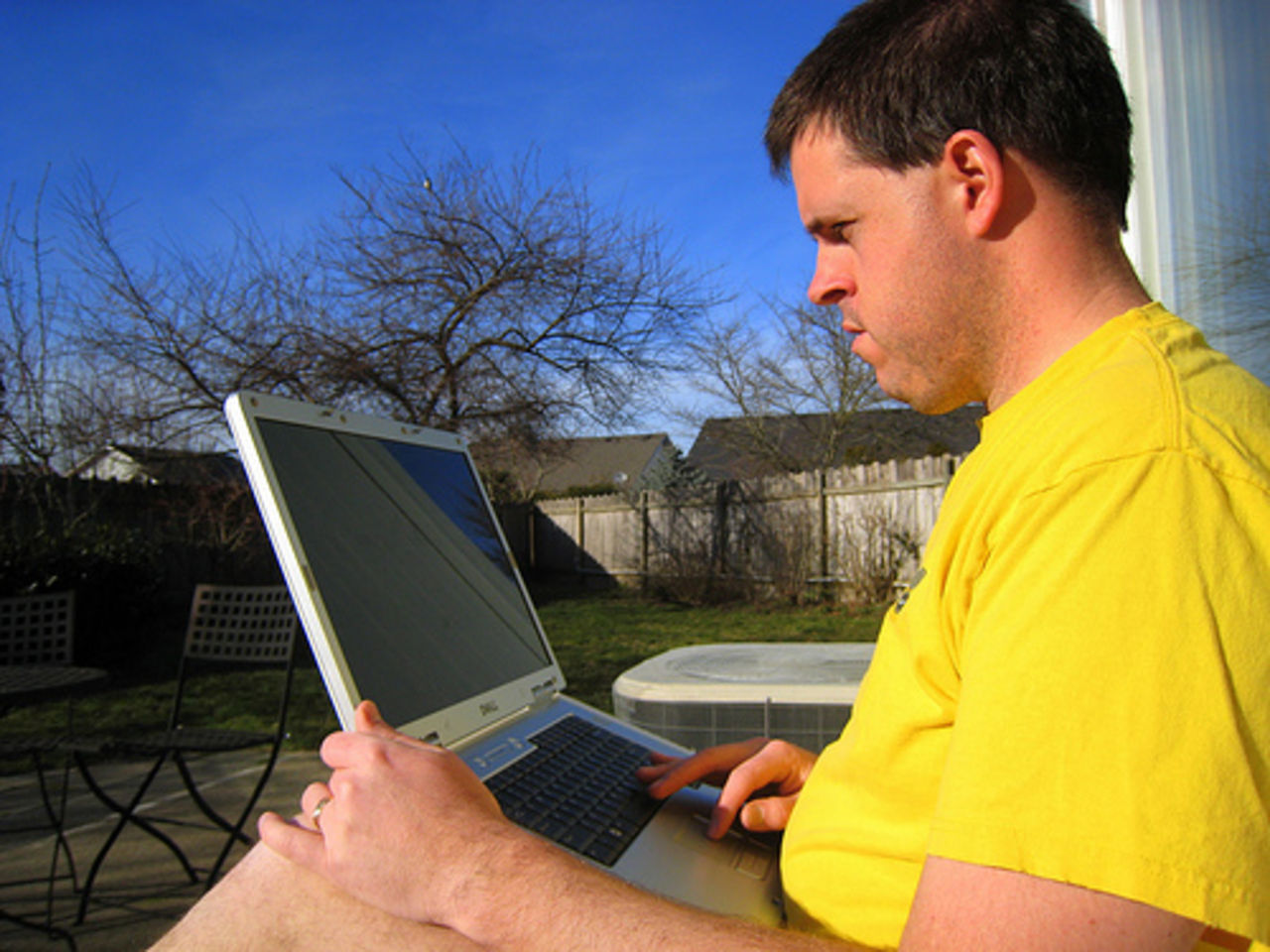 Datatrafik slår nu samtalstrafik i de mobila näten