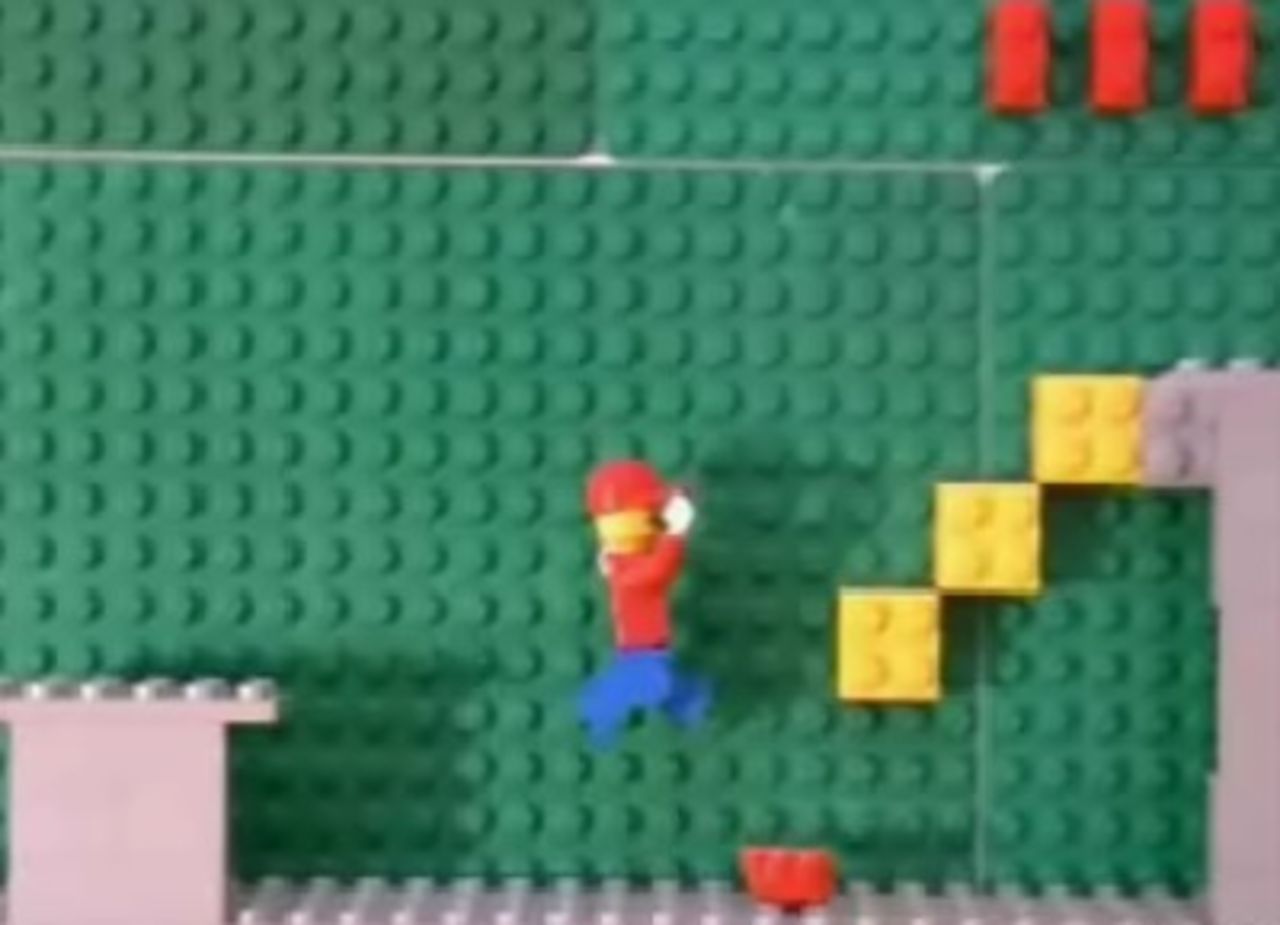 Mario har hoppat in i Lego-världen igen