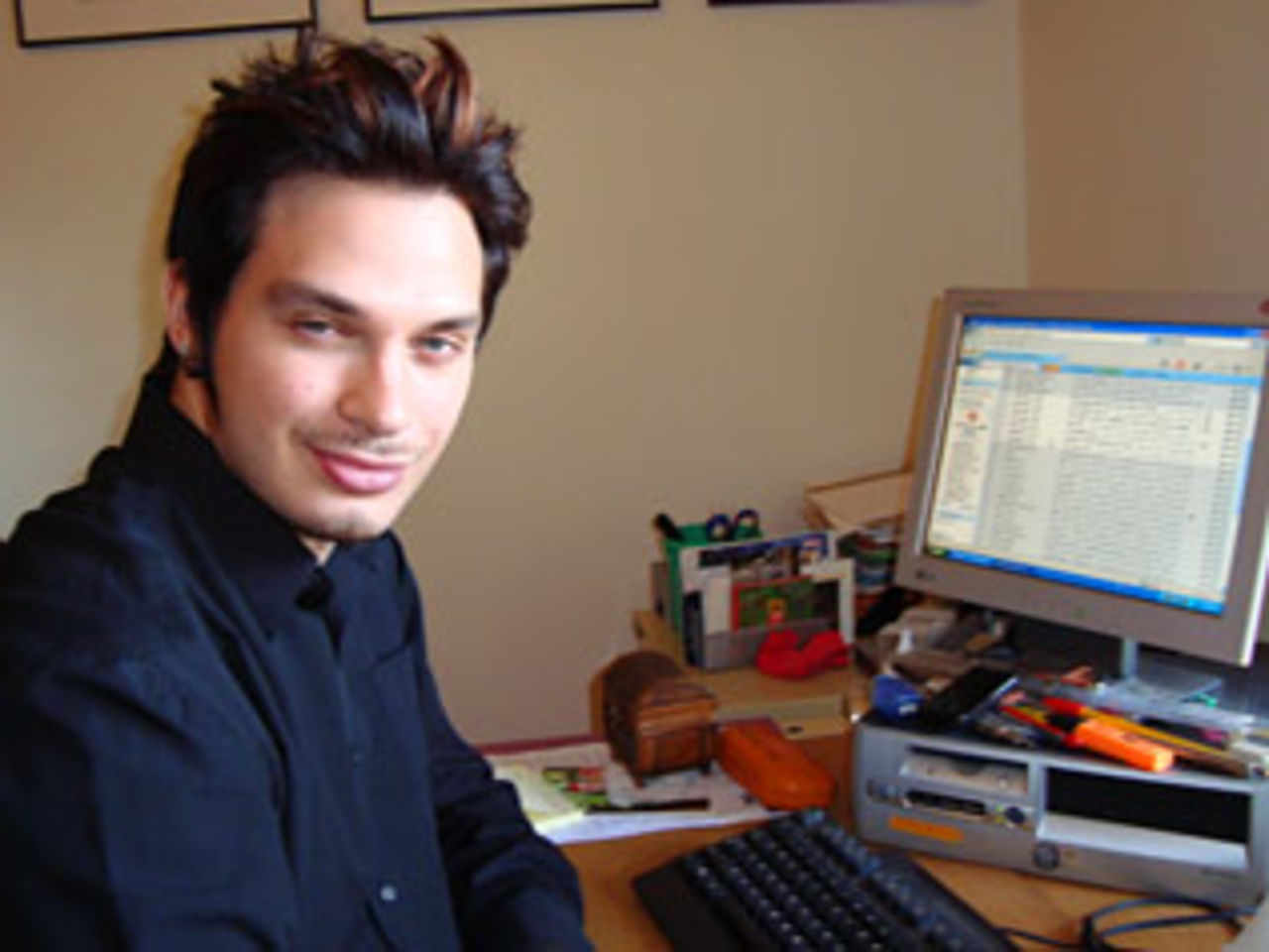 Journalist påstår att han blev sparkad...