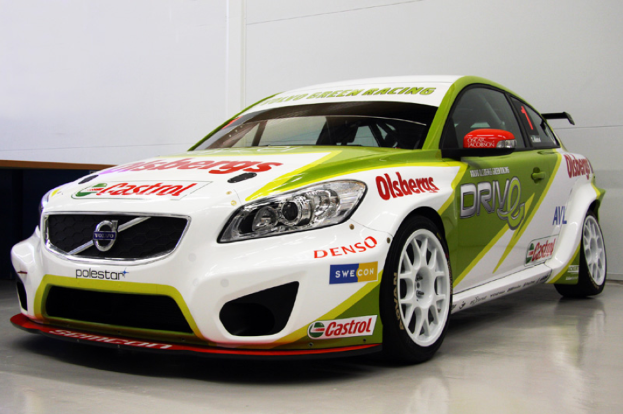 Nya Volvo C30 i STCC-skrud