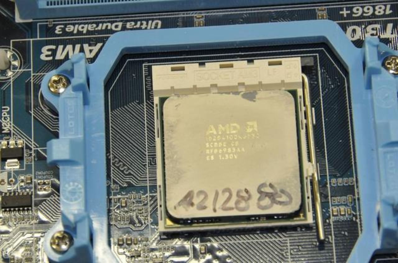 Även AMDs nya Thuban-processor kan fås 