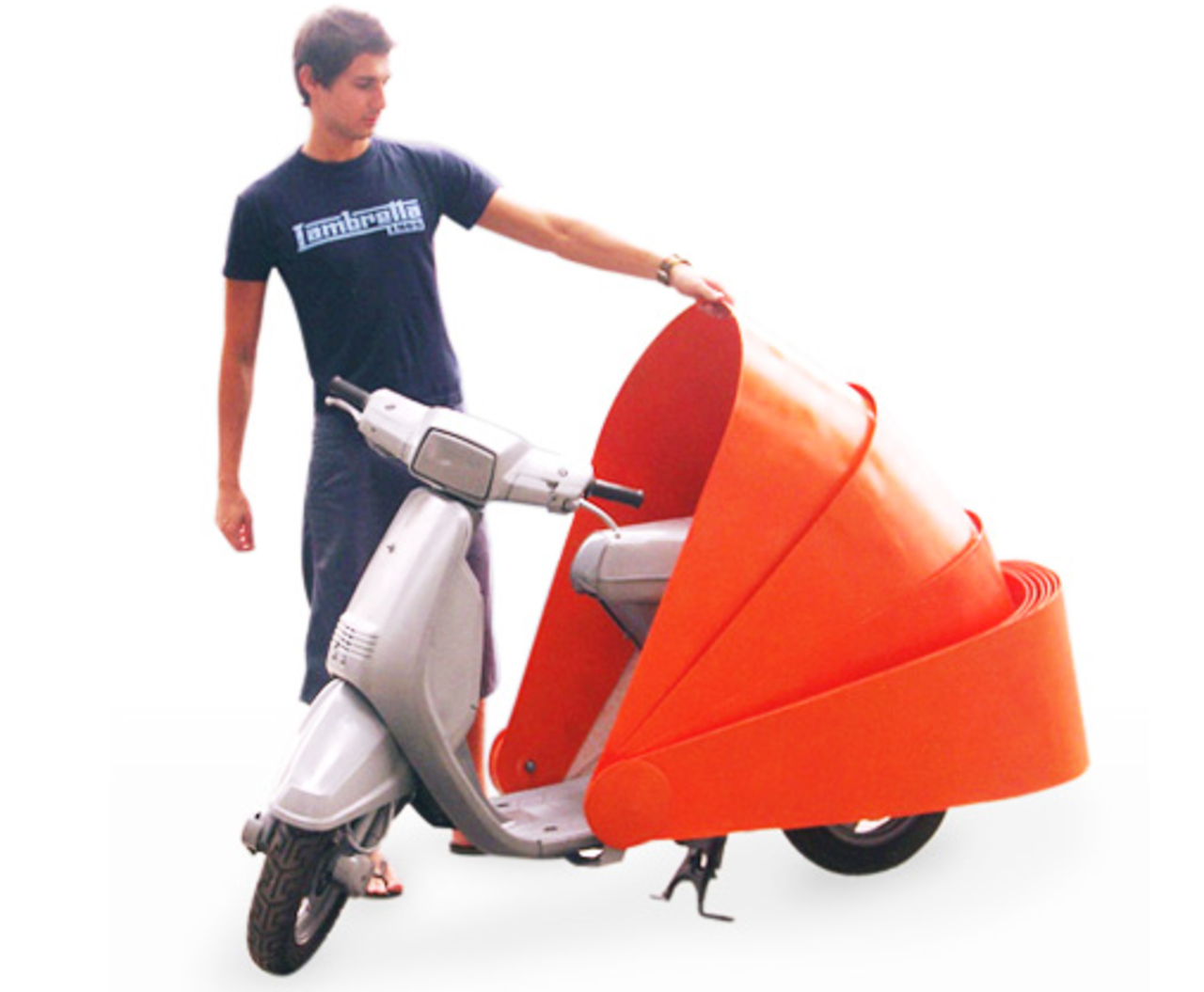 Klart scootern ska ha ett skal!