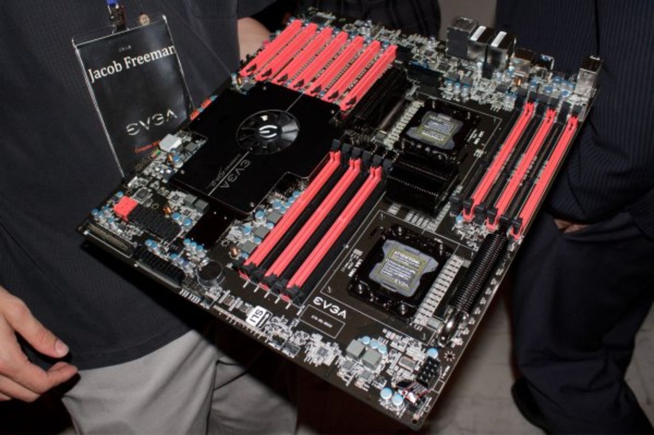 EVGA visar värdig efterträdare till Skulltrail