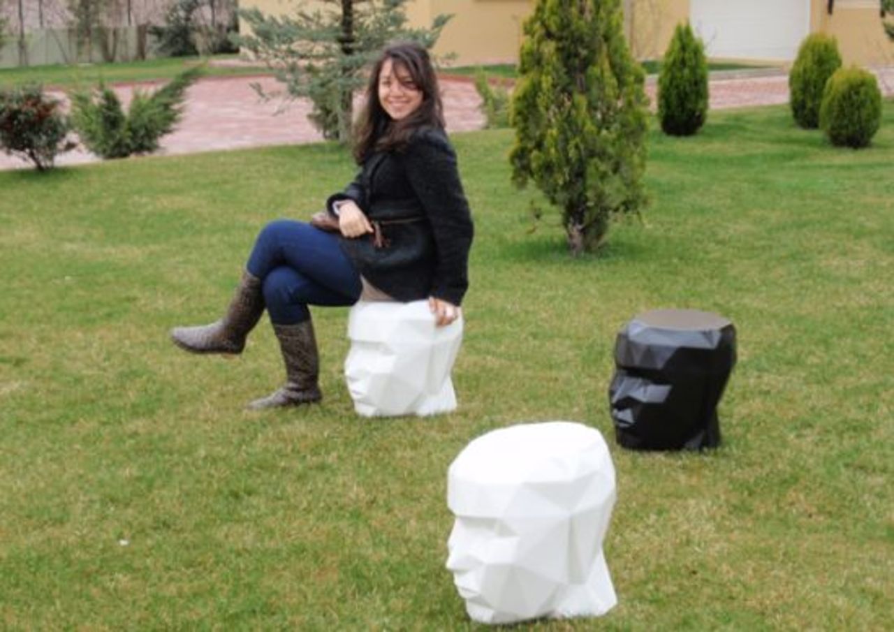 Basimin Ustunde Yerin Var