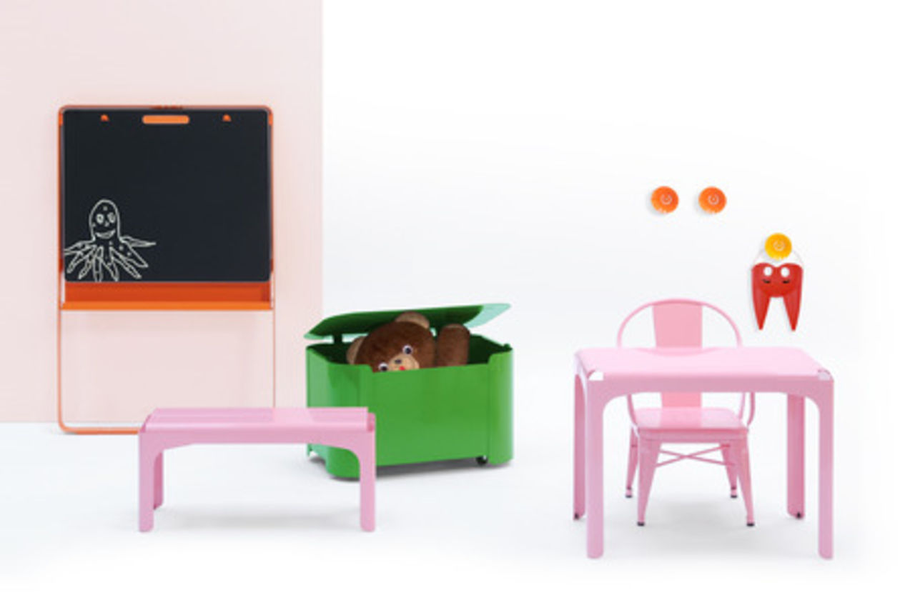 Barnmöbler i metall