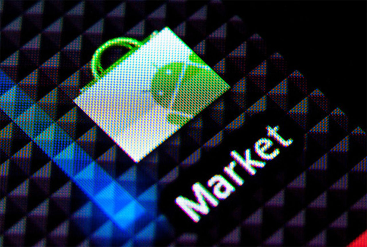 HTC byter skärmteknik