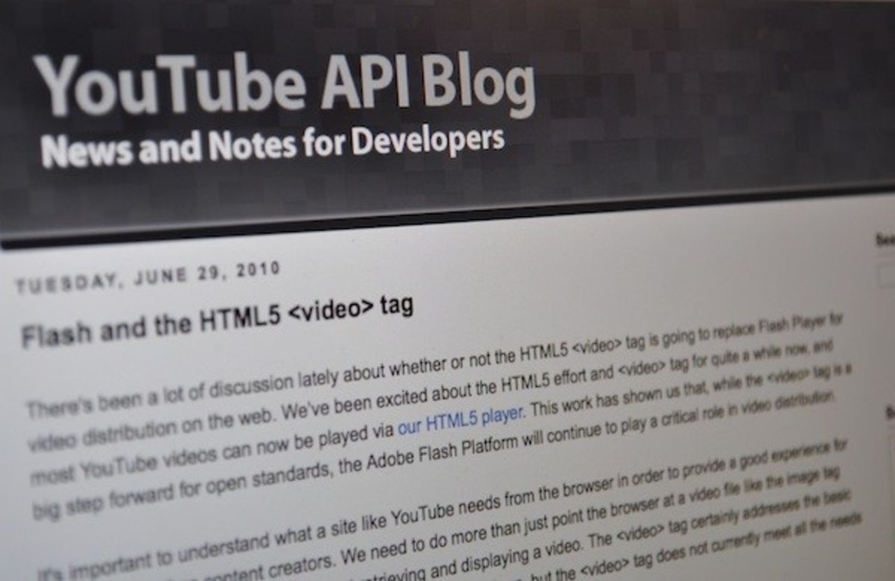 Google gillar HTML5 men håller kvar vid Flash