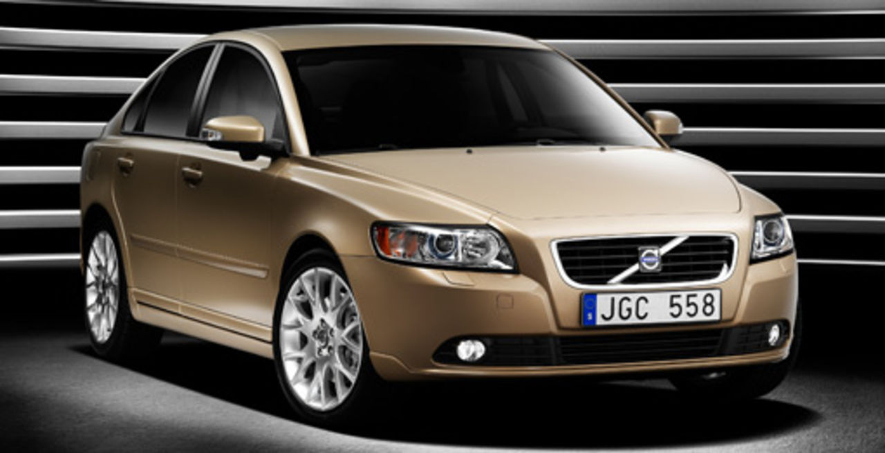 Volvo S40 och V50 får facelift (uppdaterad)