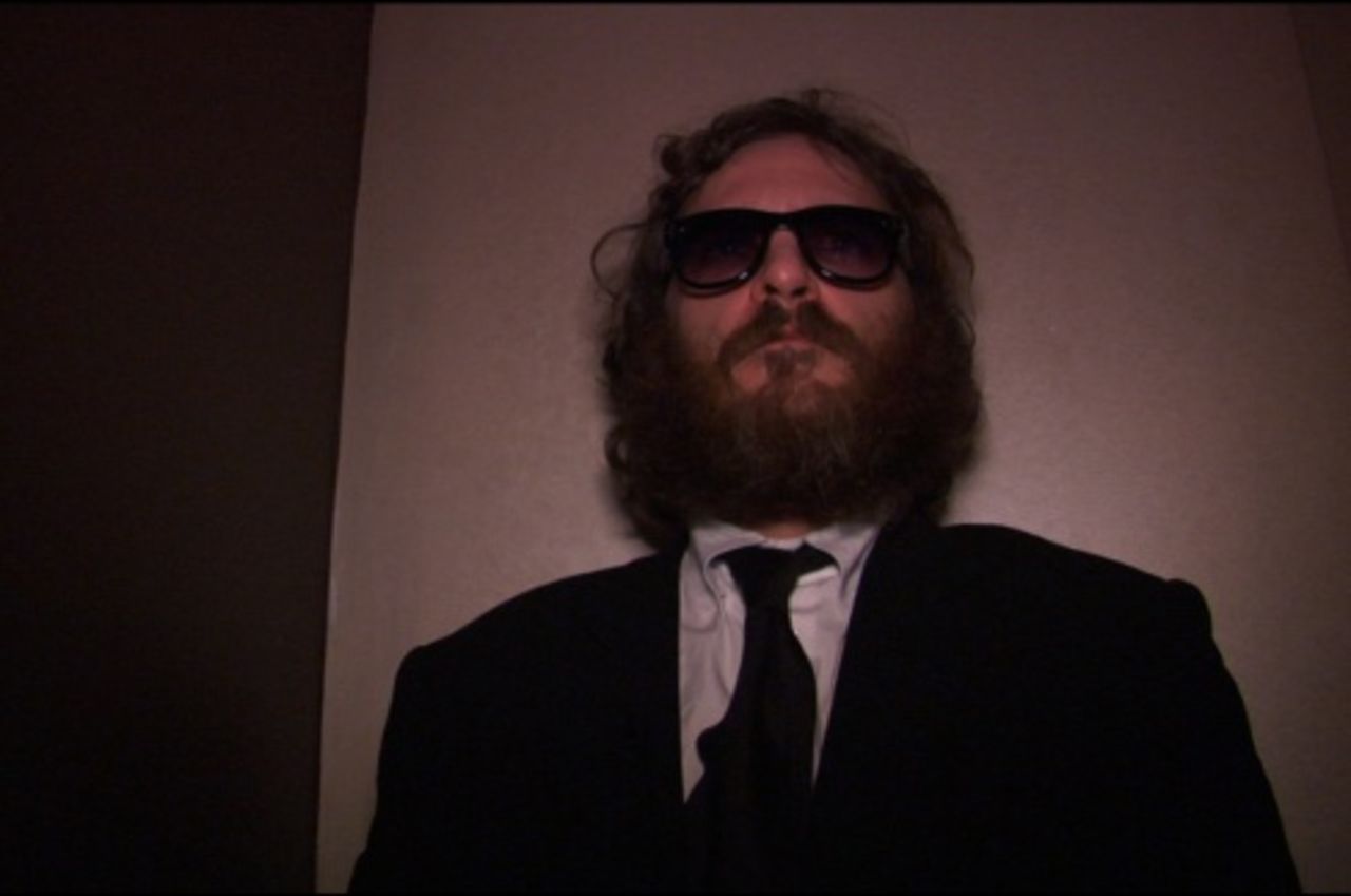 Phoenix-dokumentär ett skämt