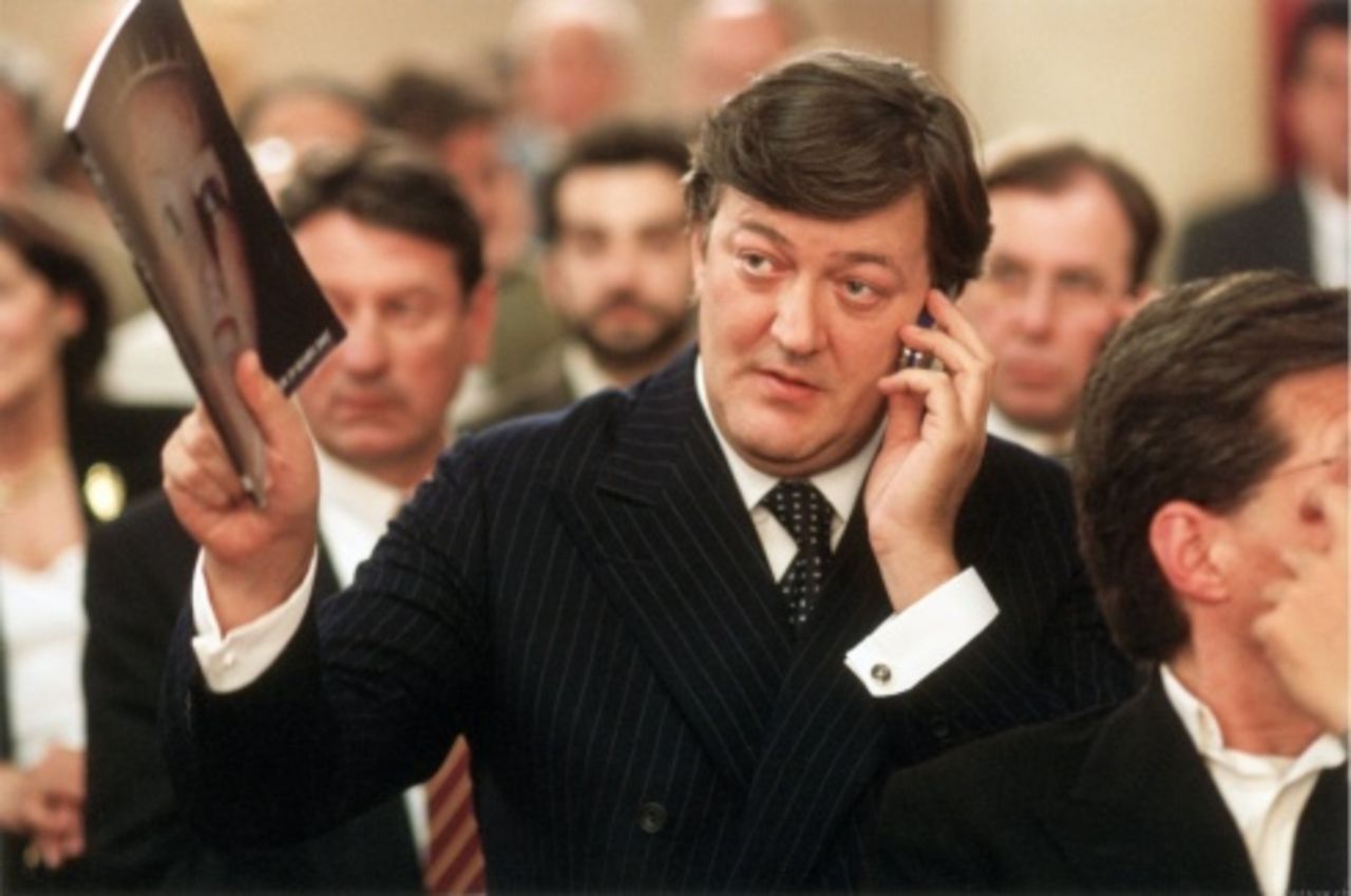 Fry blir Sherlock Holmes bror