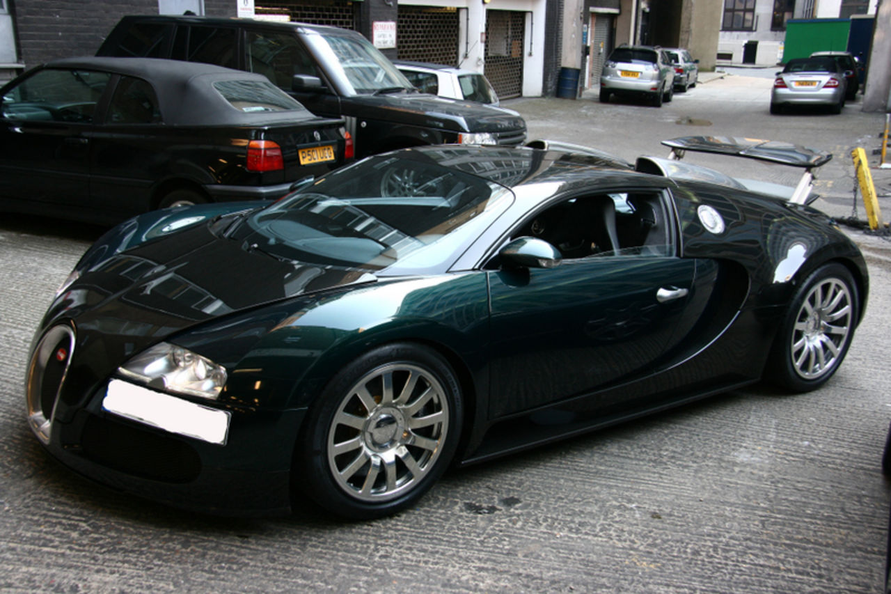 Hur man tvättar en Veyron (varning bil-/tvättporr!)