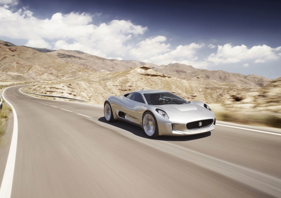 Nytt koncept från Jaguar med sex motorer