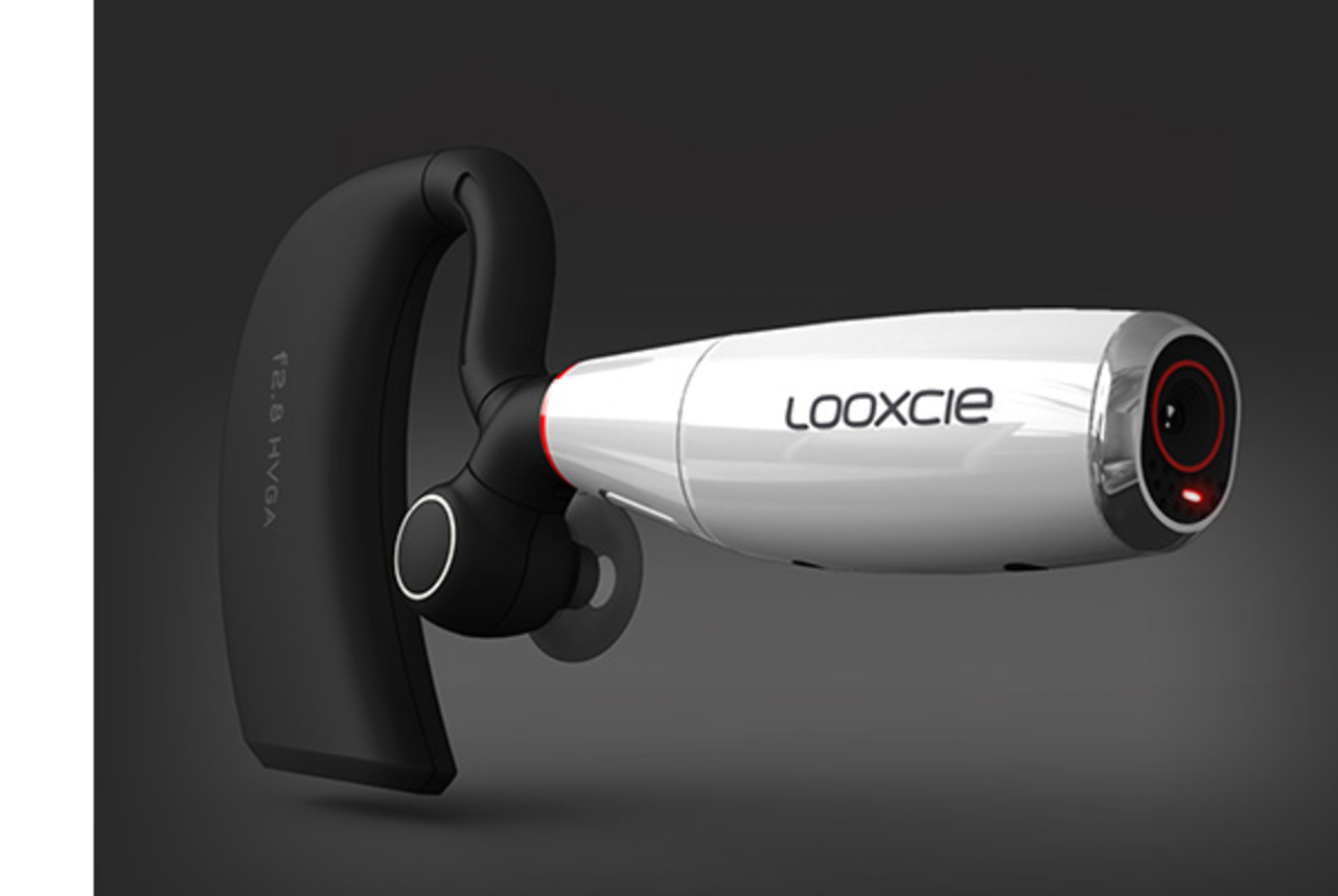 Filma med Bluetooth-headsetet Looxcie